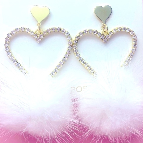 Miss Glam Beauty Co. Jewelry - Heart Fluffy Earrings
